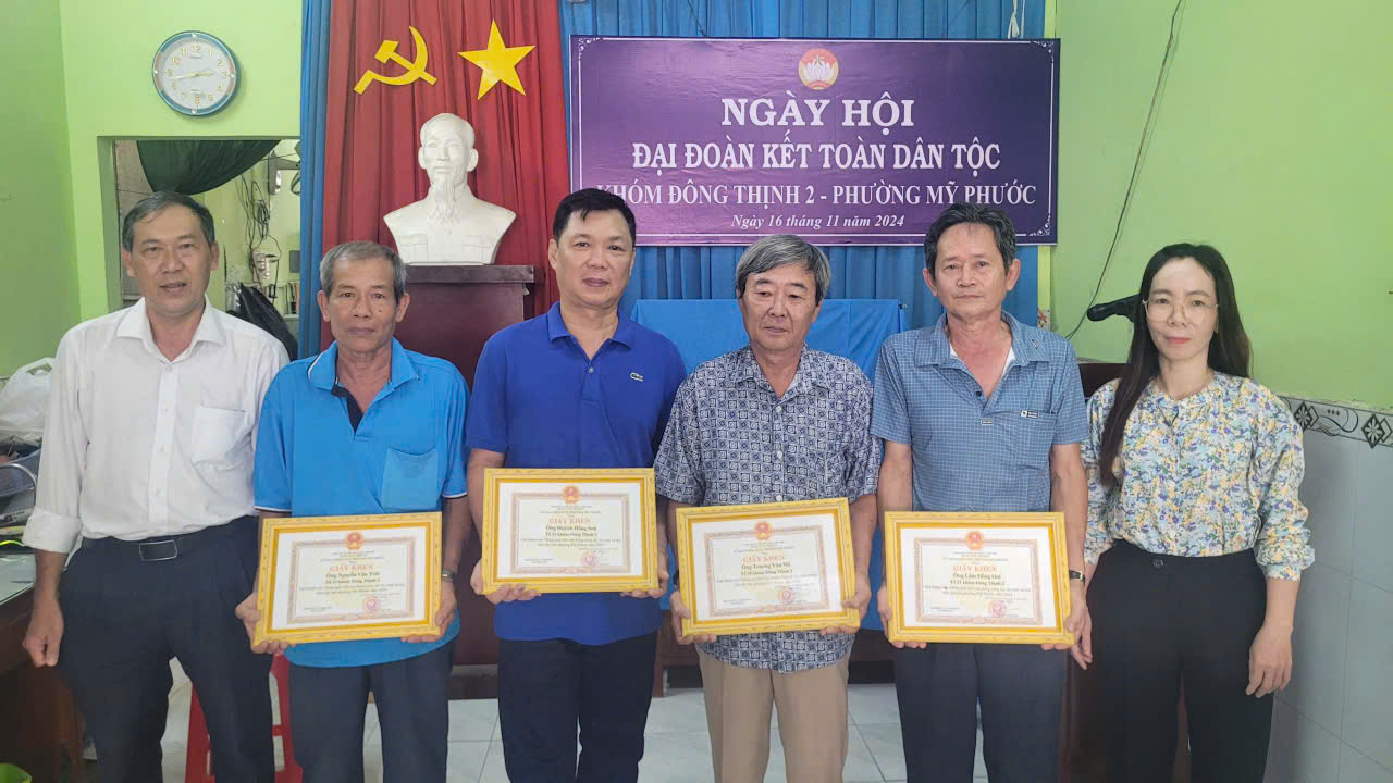 Mỹ Phước – Tưng bừng ngày Hội Đại đoàn kết toàn dân tộc 18/11