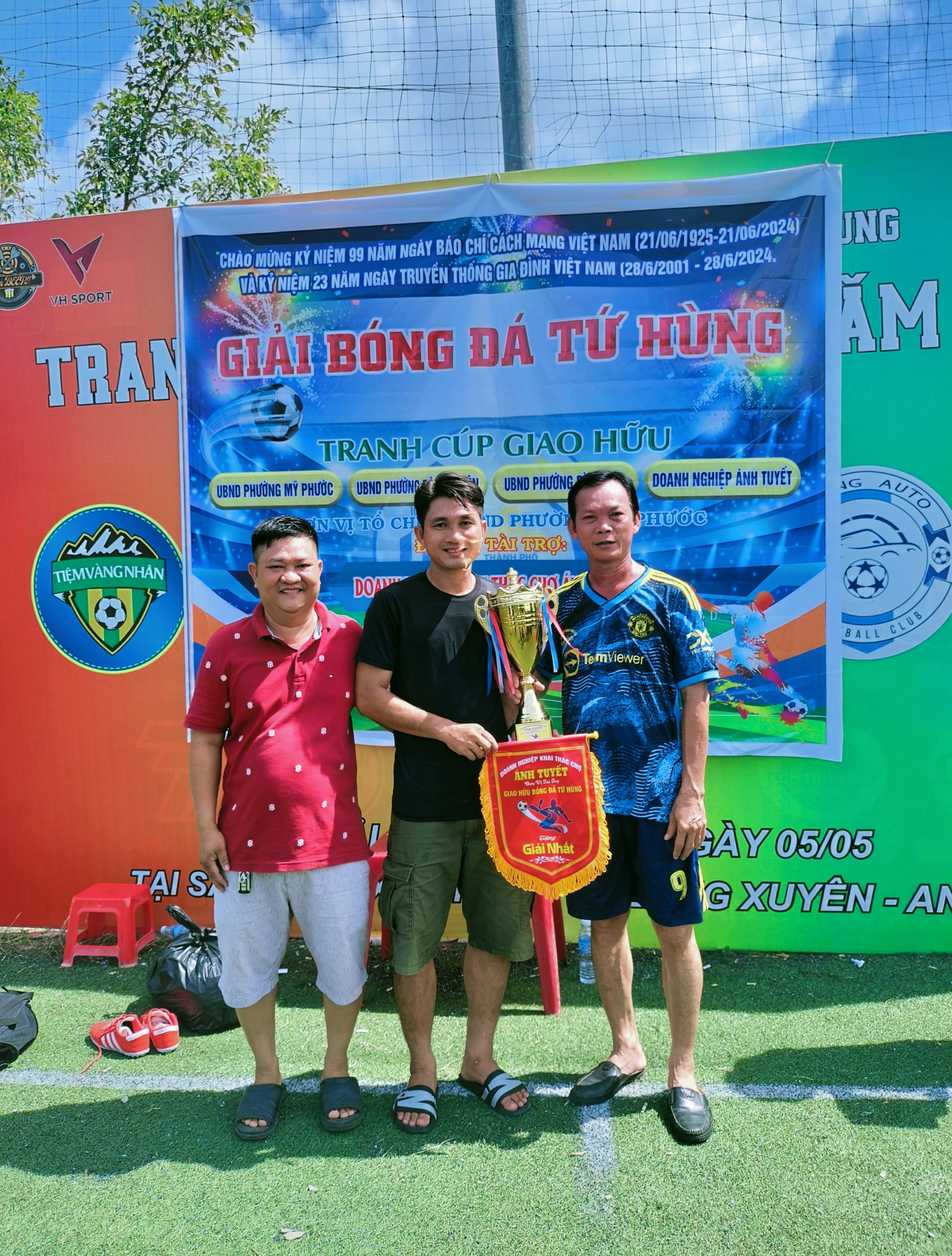 Giải Bóng đá Tứ Hùng Năm 2024