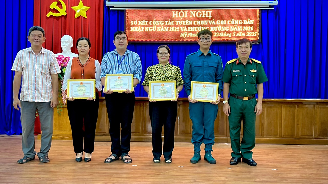 Mỹ Phước: Sơ kết công tác tuyển chọn và gọi công dân nhập ngũ năm 2025