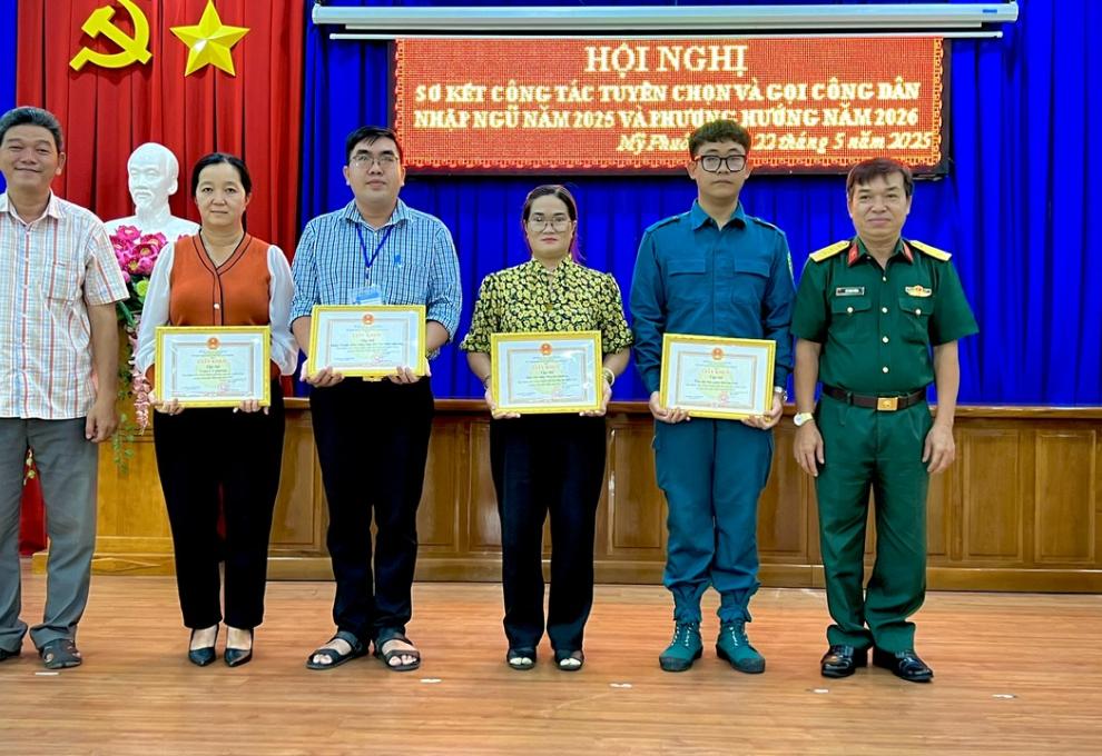 Mỹ Phước: Sơ kết công tác tuyển chọn và gọi công dân nhập ngũ năm 2025