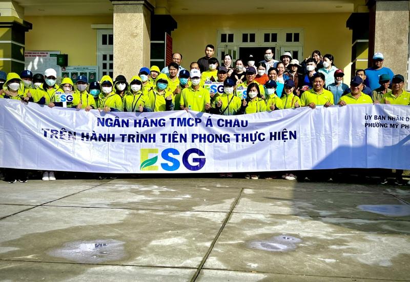 Phường Mỹ Phước: Ra quân thực hiện Chiến dịch làm sạch cảnh quang môi trường năm 2023