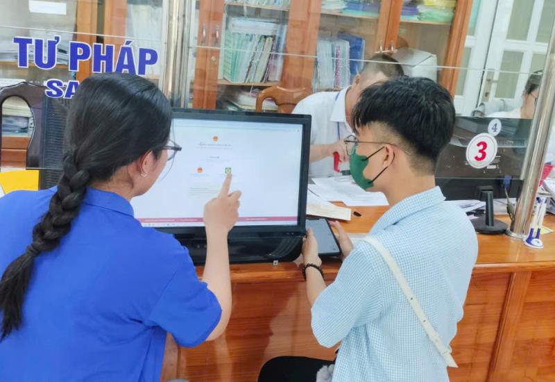 CẢI CÁCH THỦ TỤC HÀNH CHÍNH, THỰC HIỆN ĐỀ ÁN 06/CP, CHUYỂN ĐỔI SỐ