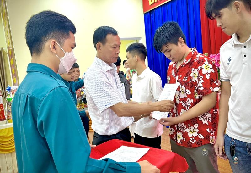 Lễ trao lệnh gọi công dân nhập ngũ năm 2024